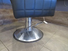 Adjustable height Hairdressing Chair - 2
