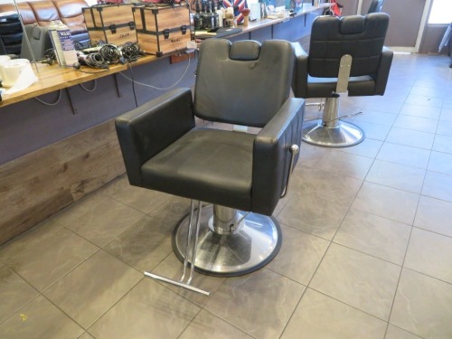 Adjustable height Hairdressing Chair