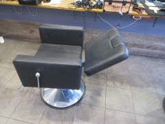 Adjustable height Hairdressing Chair - 3