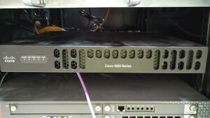 Cisco 4221 Integrated Services Router - 2