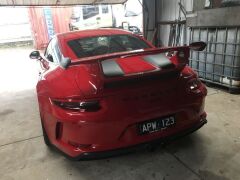 2017 Red Porsche 911 GT3 991 Automatic Coupe with only 3,657 Kilometres - 7