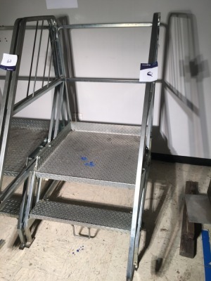Mobile Operator Staircase Platforms 2 Step, Stainless Steel, 700 D x 750m W