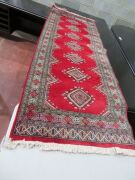 Persian Rug, KPIINRQM, Hallway Runner, Red & Beige Pakistan Pure Wool Pile Jalder, 2200mm L x 780mm W