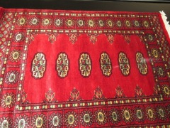 Persian Rug, KORQ5NDK, Reds & Cream Pakistan Pure Wool Pile BOHKARA, 1160mm L x 800mm W - 3