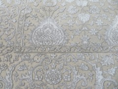 Persian Rug, KVEOX26F, White & Cream Indian Pure Wool/Silk Kishmiri, 2430mm L x 1700mm W - 4