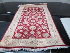 Persian Rug, KM725120, Red & Cream Persian Iran Pure Wool Pile MAHAK Silk Highlights, 1550mm L x 930mm W