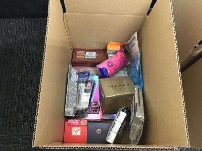Cosmetics Gift Pack