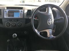03/2014 Toyota Hilux KUN26R 4WD Dual Cab Utility - 10